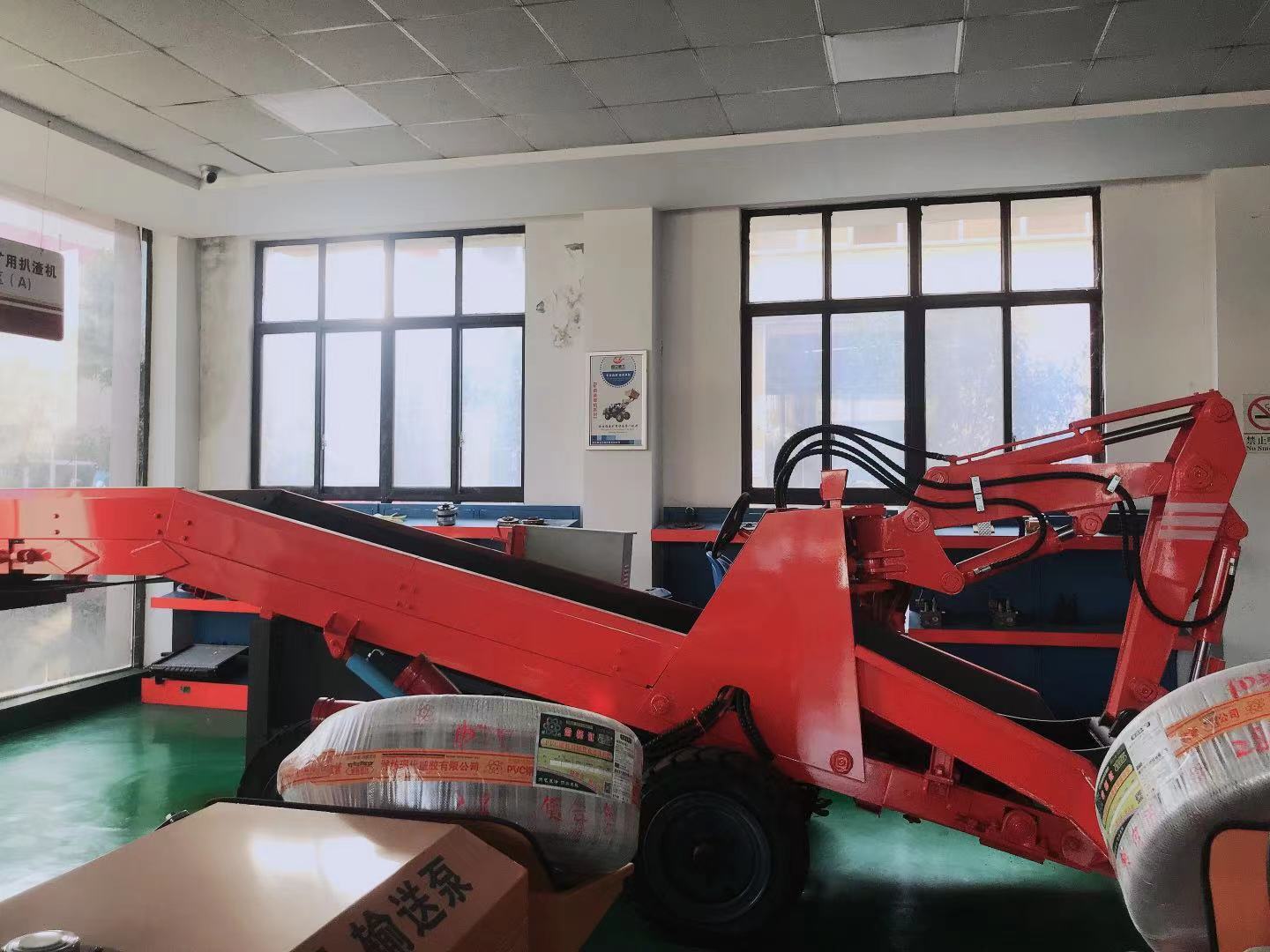 使用帥龍扒渣機(jī)的老司機(jī)是怎么維護(hù)和保養(yǎng)機(jī)器的？