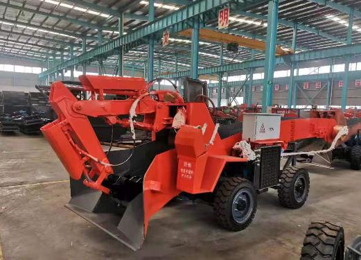 冬季在使用扒渣機(jī)的時(shí)候，要注意什么呢？