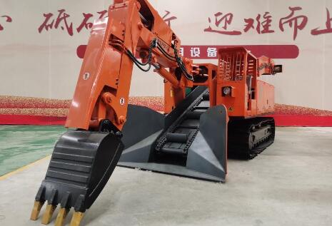 履帶式扒渣機(jī)的特點(diǎn)是什么呢？這五點(diǎn)了解下！