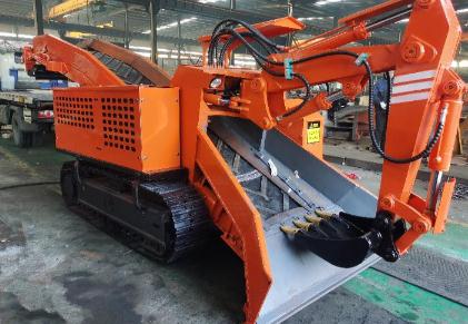 在操作礦用扒渣機(jī)的時(shí)候，要注意什么方面呢？