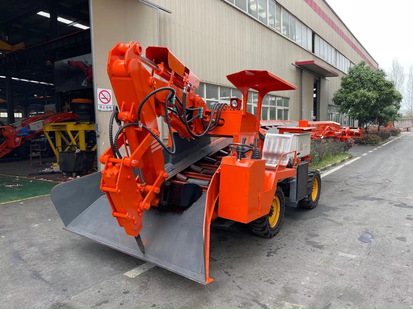 輪式扒渣機什么情況下會導致扒渣無力？