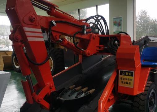 扒渣機(jī)作業(yè)時(shí)，出現(xiàn)什么情況必須停機(jī)呢？